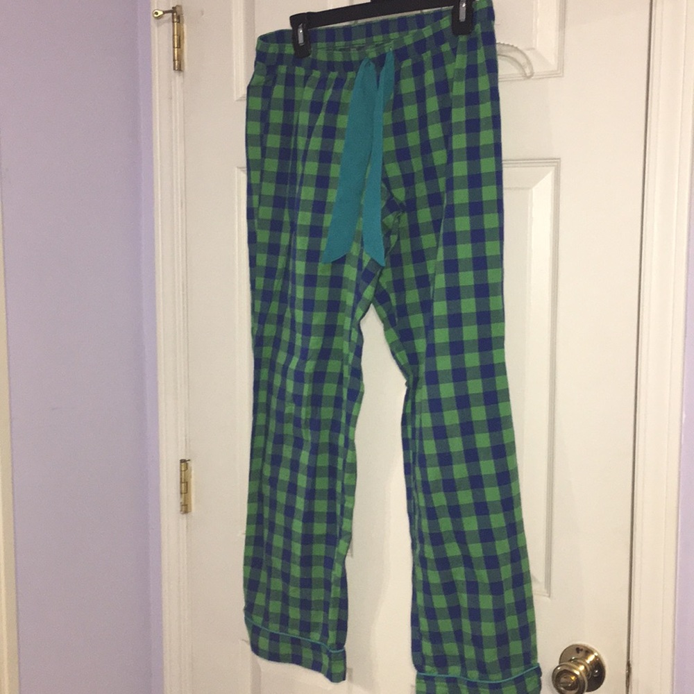 AERIE flannel green and blue pajama pants!